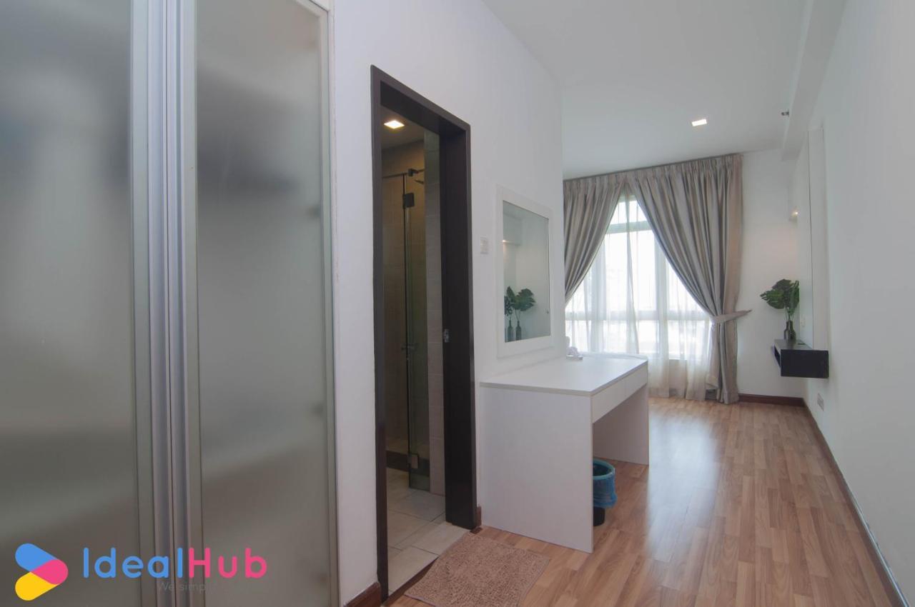 Shaftsbury By Idealhub Apartment